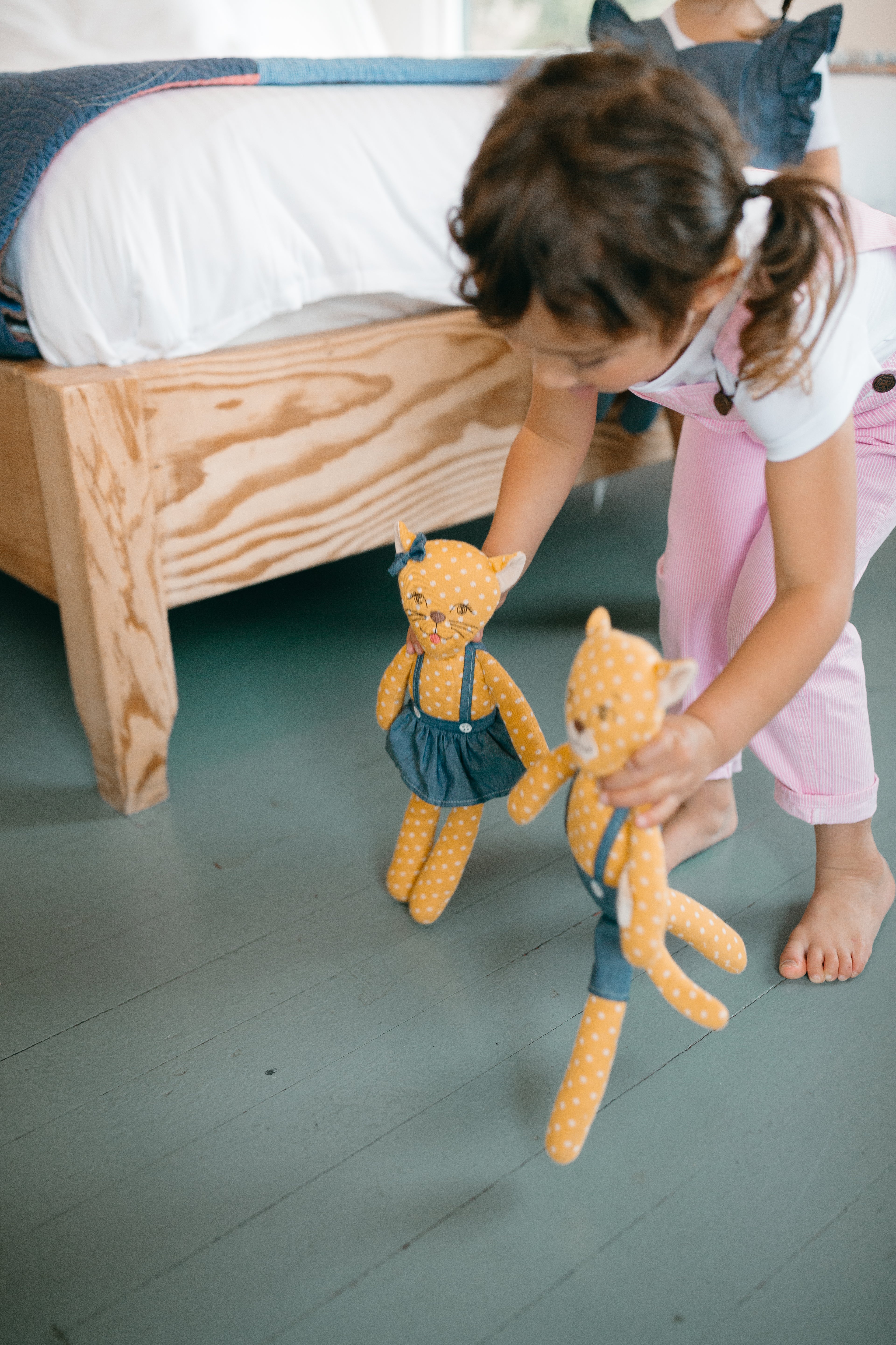 Rita Cheetah - Plush - Image 3