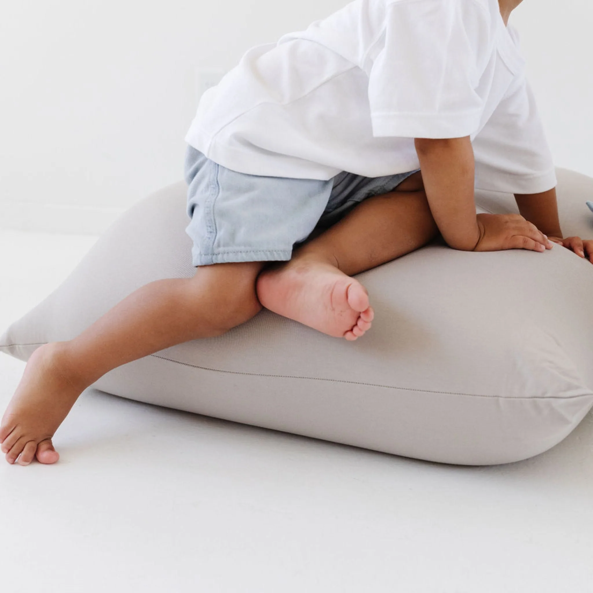 Cloud Bean Bag - Image 4