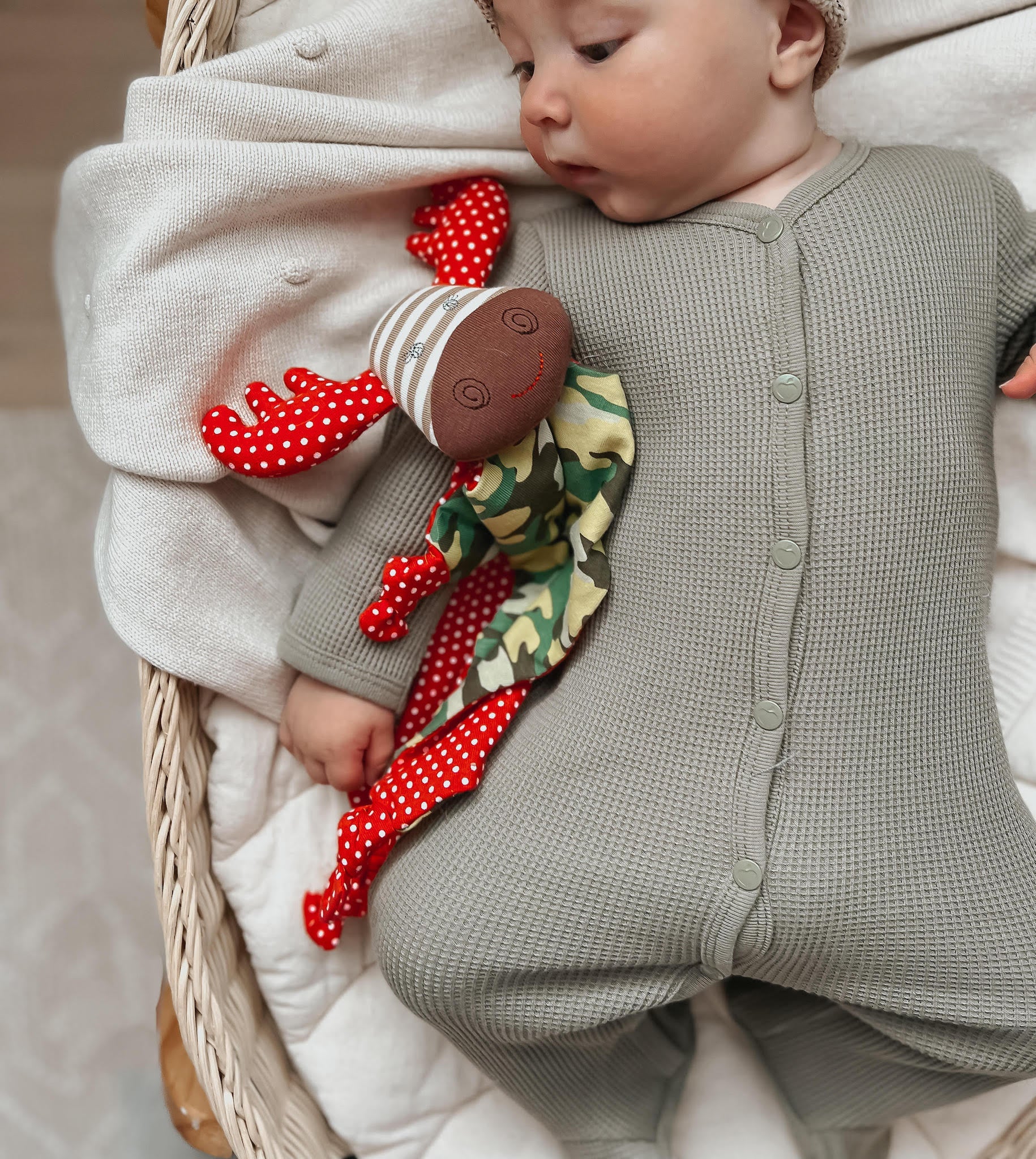 Margaux Moose - Blankie - Image 2